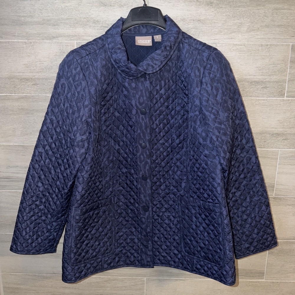 Chico's Quilted Jacket Snaps Diamond Stitching Collared Size Medium/8 Blue Black